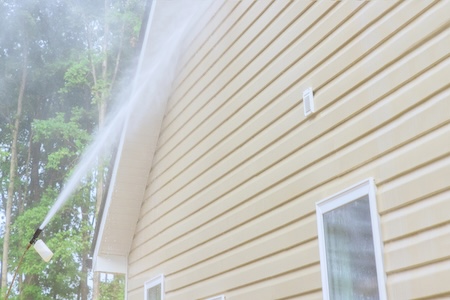 How Soft Washing Keeps Your Home Free of Mold Thumbnail